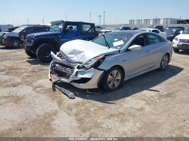 Hyundai Sonata Hybrid Limited 2014 KMHEC4A49EA110869 Image 2