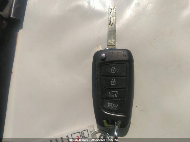 2021 HYUNDAI ELANTRA SE VIN: 5NPLL4AG6MH013710