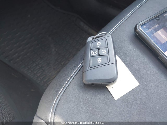 3VVLX7B22NM012415 Volkswagen TAOS SE