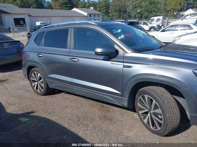 3VVLX7B22NM012415 Volkswagen TAOS SE