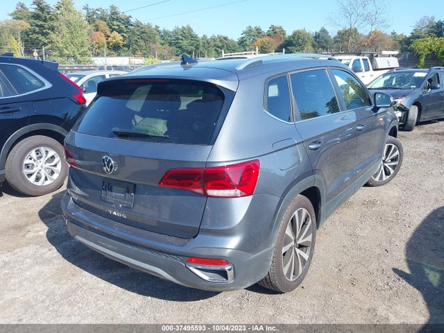 3VVLX7B22NM012415 Volkswagen TAOS SE