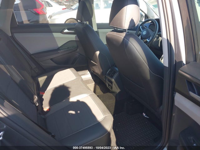 3VVLX7B22NM012415 Volkswagen TAOS SE