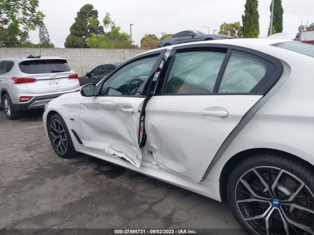 2022 BMW 5 SERIES WBA13AG04NCJ42149 Photo 5