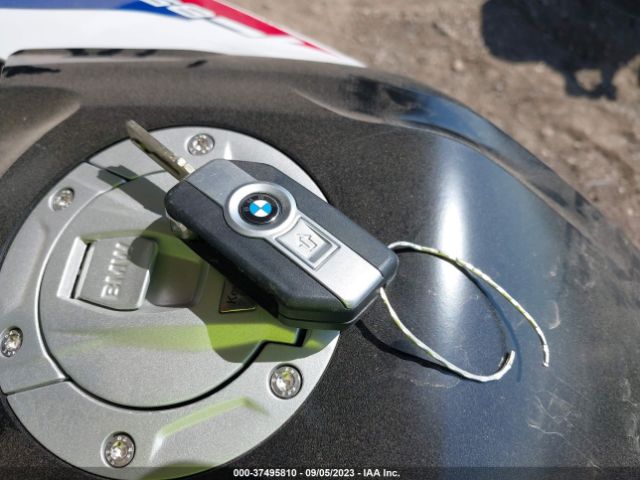 2019 BMW F 850 WB10B1903KZ790232 Photo 10