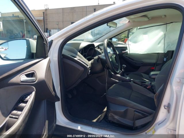1FADP3K29EL317283 Ford FOCUS SE