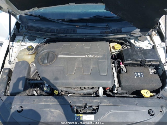 Chrysler 200 S 2015 1C3CCCDG0FN664764 Image 10