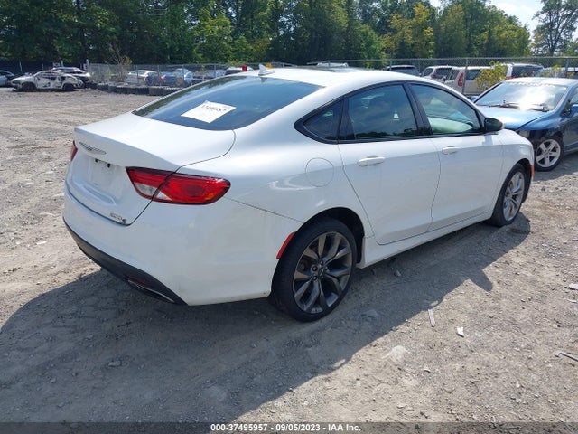 Chrysler 200 S 2015 1C3CCCDG0FN664764 Image 4