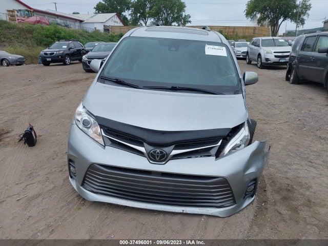 Toyota Sienna Xle Auto Access 2019 5TDYZ3DC6KS013964 Image 4