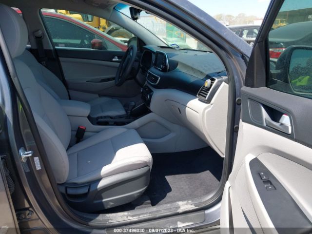 KM8J33A49MU316375 Hyundai Tucson Value