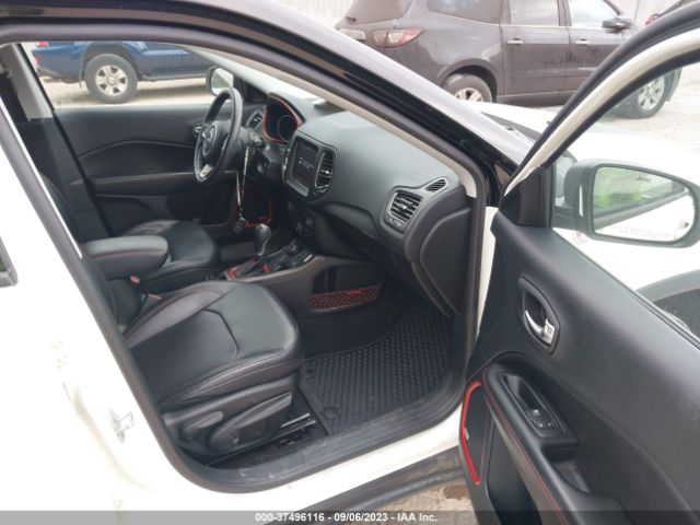3C4NJDDB4KT602539 Jeep Compass Trailhawk