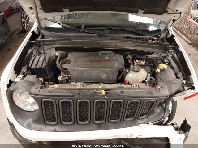 2015 JEEP RENEGADE TRAILHAWK VIN: ZACCJBCT0FPB50981