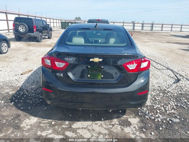 Chevrolet Cruze Ls Auto 2018 1G1BC5SMXJ7111895 Image 16