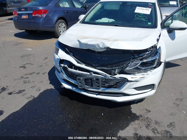 Chevrolet CRUZE LT 2018 3G1BE6SM9JS629000 Image 6