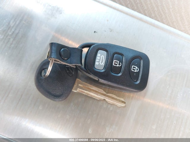 2016 HYUNDAI ELANTRA SE VIN: 5NPDH4AE0GH657583
