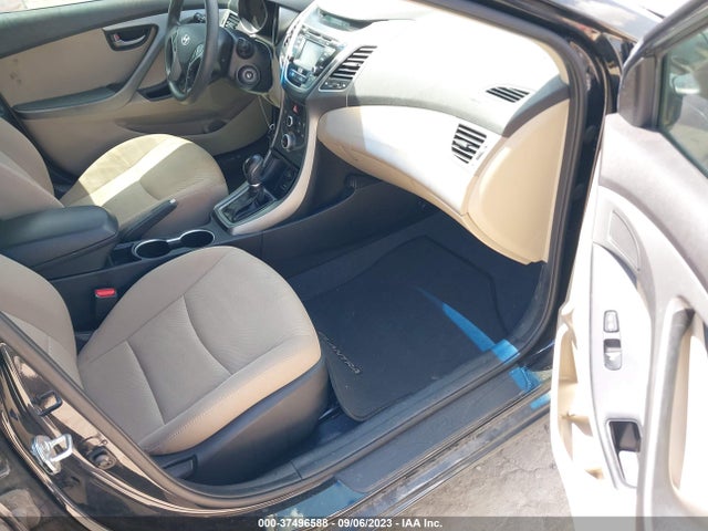 2016 HYUNDAI ELANTRA SE VIN: 5NPDH4AE0GH657583