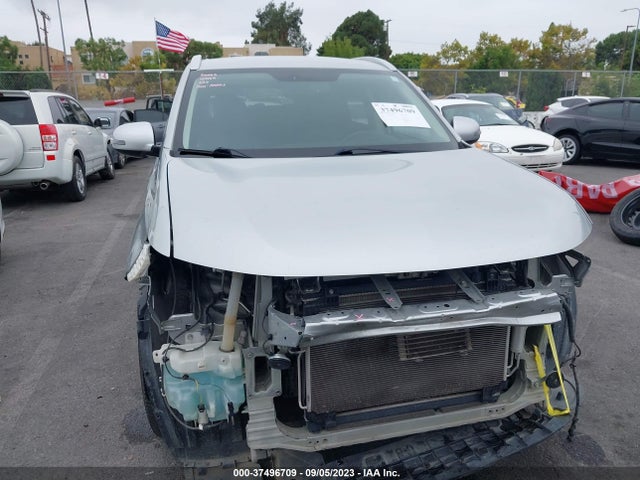 JA4AZ3A34KZ042121 Mitsubishi Outlander Es/se/sel/le