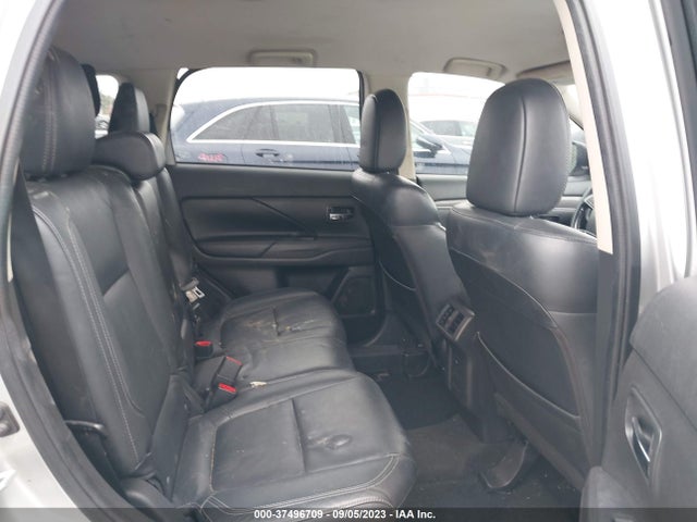 JA4AZ3A34KZ042121 Mitsubishi Outlander Es/se/sel/le