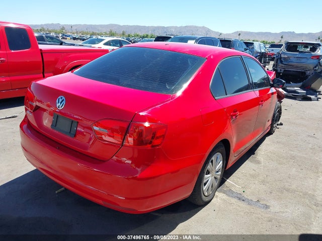 3VW2K7AJ5EM255568 Volkswagen Jetta Sedan S