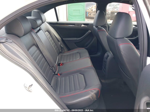 3VW4T7AJ8EM287789 Volkswagen Jetta Sedan Gli Edition 30 W/nav