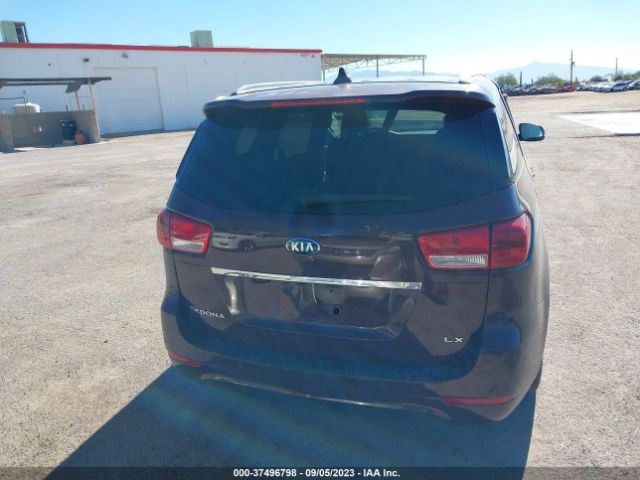KNDMB5C18H6337926 KIA SEDONA LX