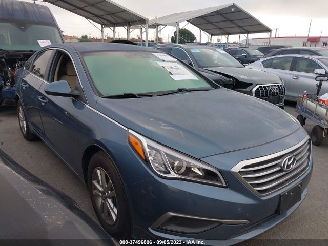 Hyundai SONATA SE 2017 5NPE24AF3HH565206 Image 1