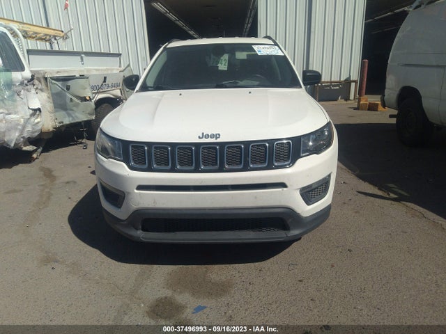 3C4NJCAB1JT500080 Jeep Compass Sport