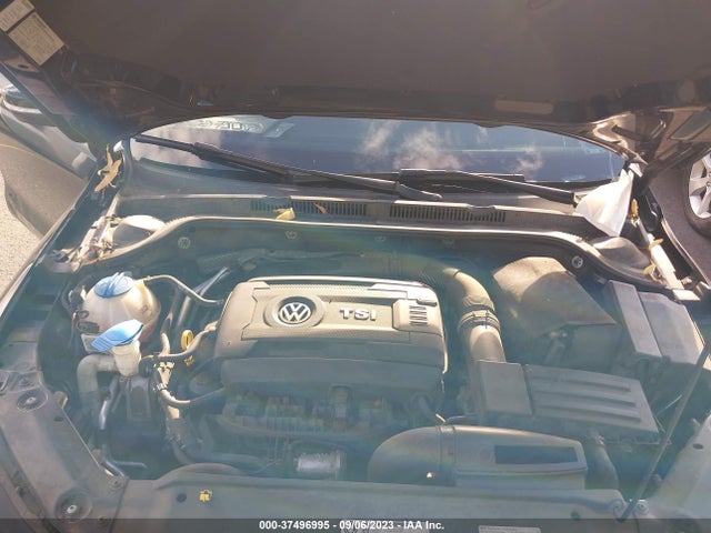 3VWD17AJ1EM321030 Volkswagen Jetta Sedan Se
