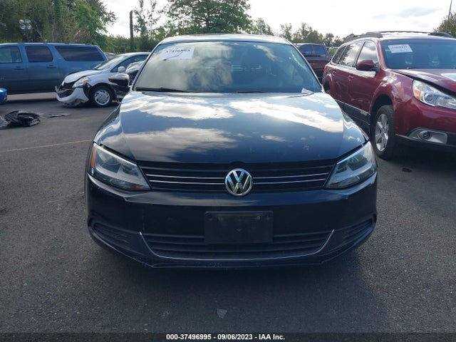 3VWD17AJ1EM321030 Volkswagen Jetta Sedan Se