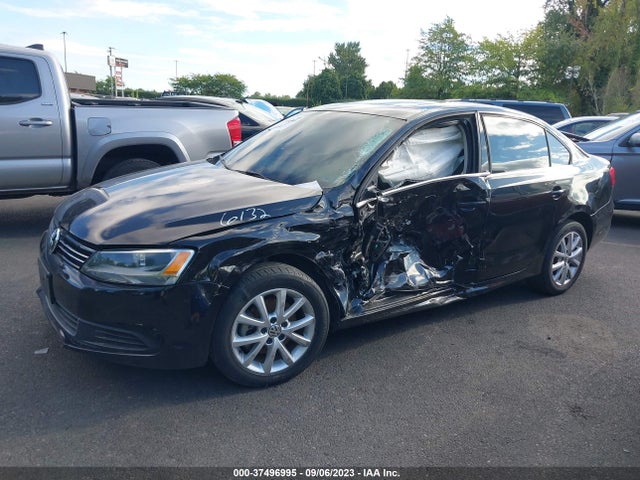 3VWD17AJ1EM321030 Volkswagen Jetta Sedan Se