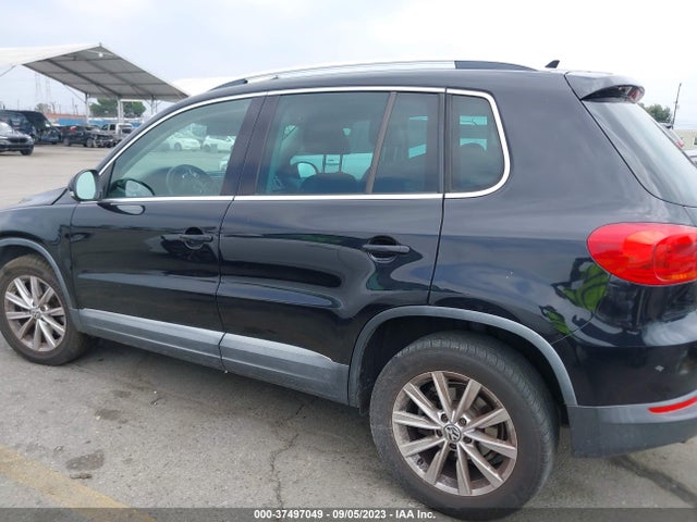 WVGAV3AXXEW510990 Volkswagen TIGUAN SE