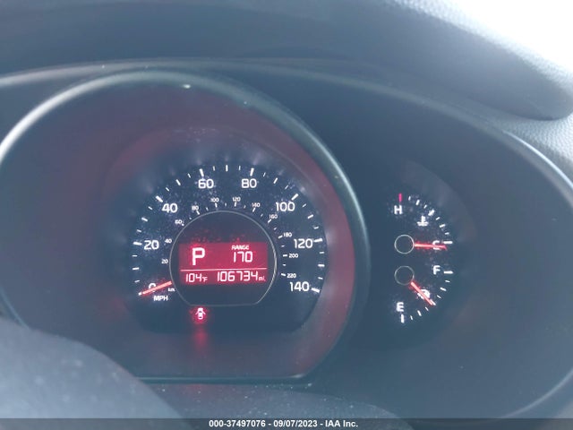 2016 KIA SOUL BASE VIN: KNDJN2A20G7834434