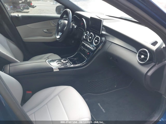 55SWF4JB3JU240385 Mercedes-Benz C-class C 300