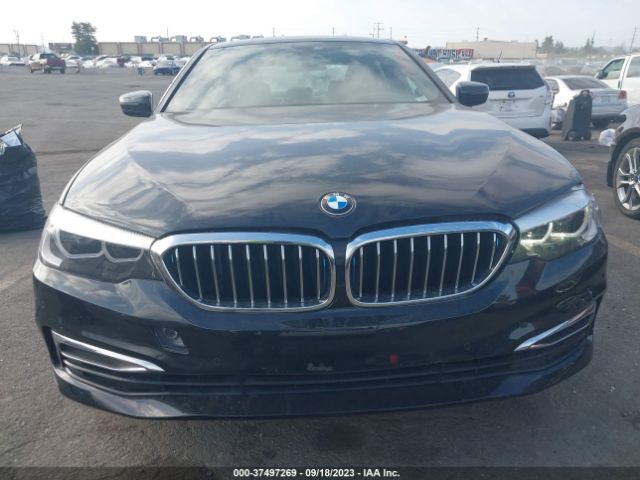 WBAJA9C55KB392975 BMW 5 Series 530e Iperformance