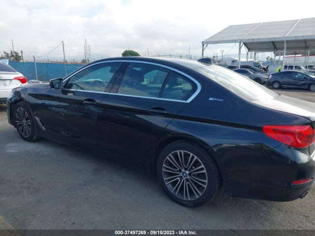 WBAJA9C55KB392975 BMW 5 Series 530e Iperformance