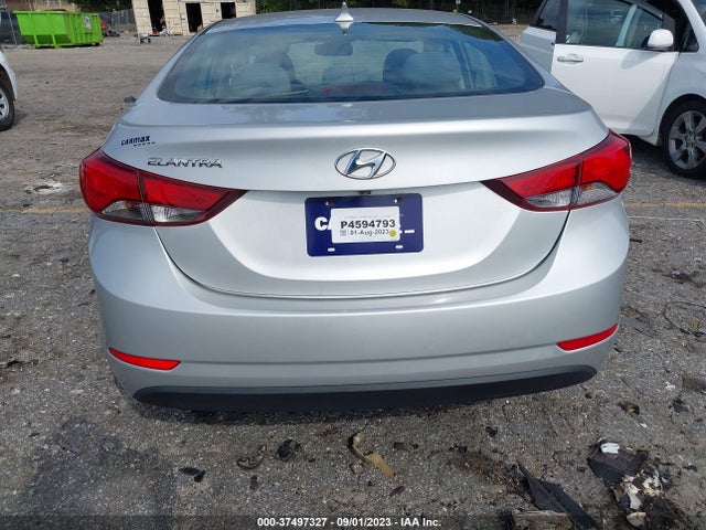 Hyundai ELANTRA SE 2015 5NPDH4AE6FH597579 Image 17