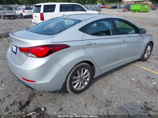 Hyundai ELANTRA SE 2015 5NPDH4AE6FH597579 Image 4