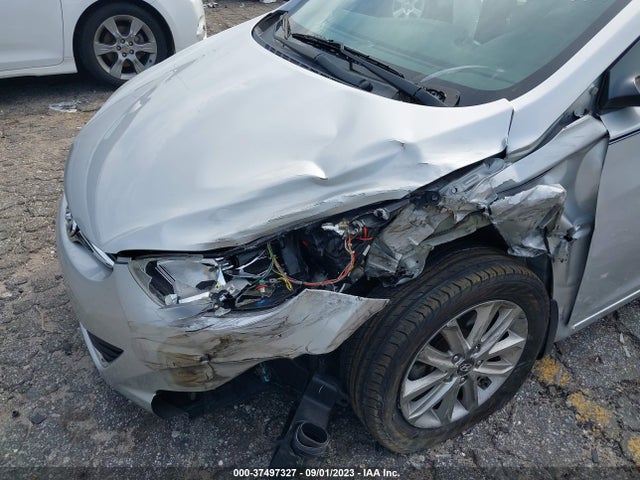 Hyundai ELANTRA SE 2015 5NPDH4AE6FH597579 Image 6