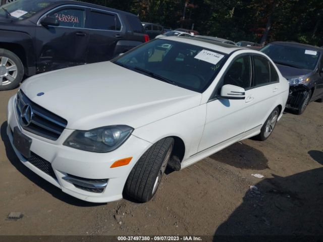 WDDGF8AB8EG218686 Mercedes-Benz C-class C 300