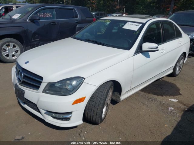 WDDGF8AB8EG218686 Mercedes-Benz C-class C 300