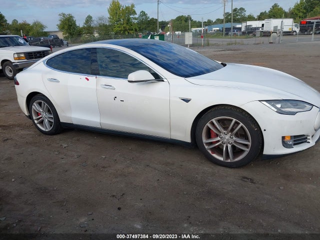 Tesla Model S P85d 2014 5YJSA1H26EFP64722 Image 12