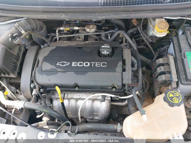 Chevrolet SONIC LS 2016 1G1JA6SH6G4104429 Image 10