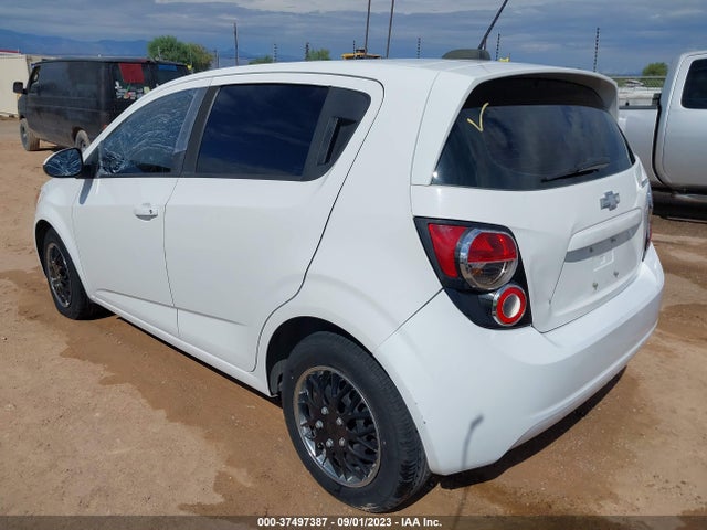 Chevrolet SONIC LS 2016 1G1JA6SH6G4104429 Image 4