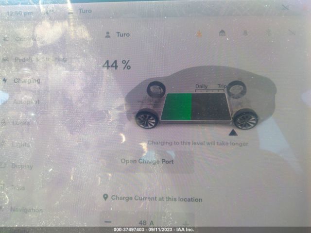 5YJ3E1EA1KF332085 Tesla Model 3 Range