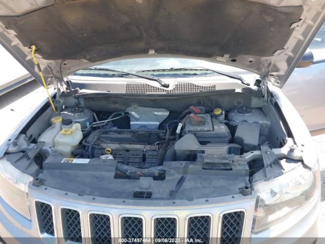 1C4NJCBA5GD574056 Jeep Compass Sport