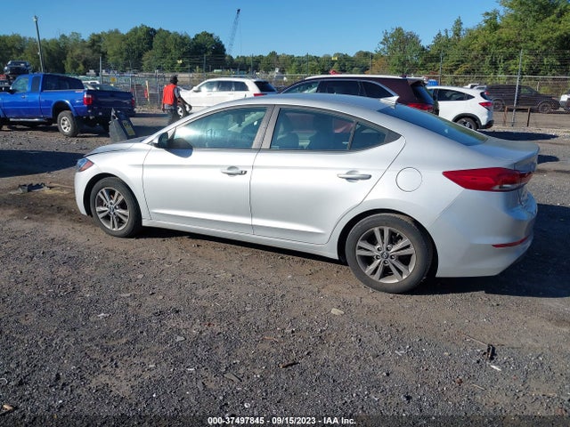 2018 HYUNDAI ELANTRA SEL VIN: 5NPD84LF5JH313342