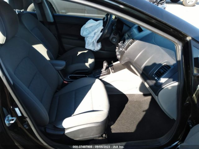 KNAFK4A6XG5496675 KIA FORTE LX