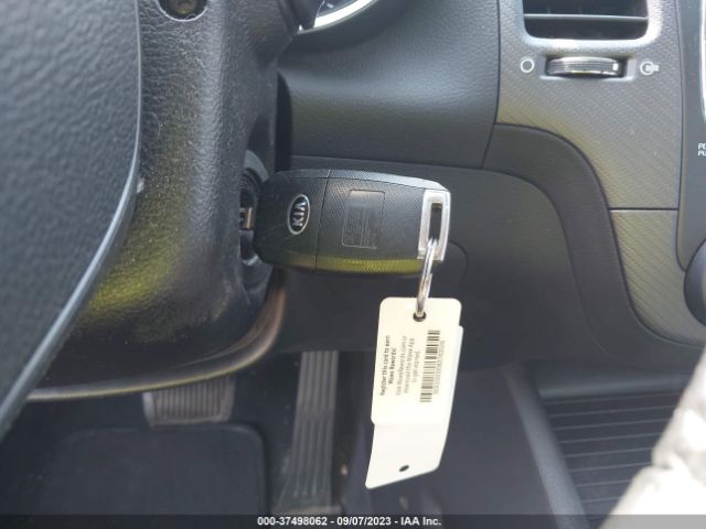 3KPFL4A77HE012735 KIA FORTE S