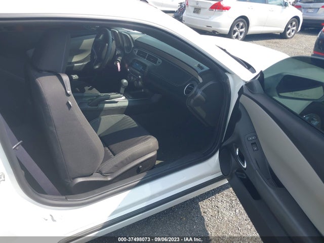 Chevrolet CAMARO LS 2015 2G1FB1E38F9305881 Image 5