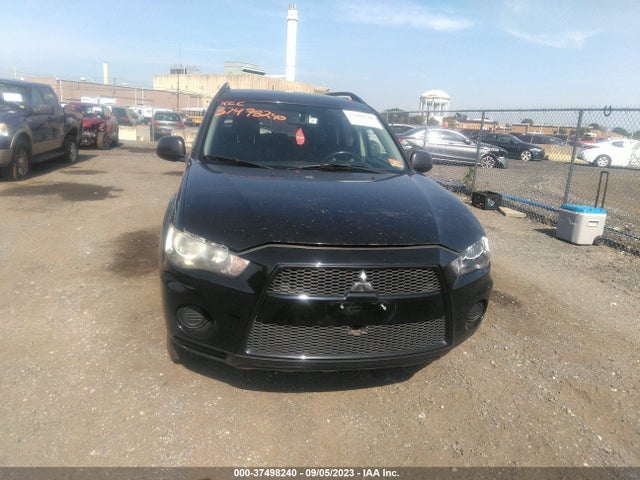 2011 MITSUBISHI OUTLANDER ES VIN: JA4AS2AW3BU007530