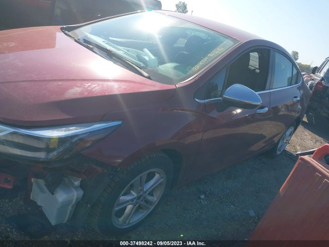 Chevrolet CRUZE LT 2017 1G1BE5SM6H7243993 Image 2